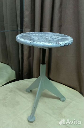 Табурет барный