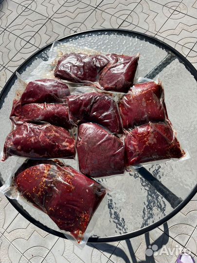 Домашняя колбаса из лося, тушёнка, копченое мясо