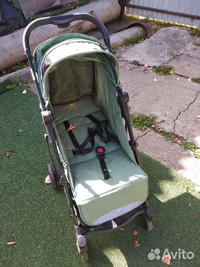 Коляска прогулочная