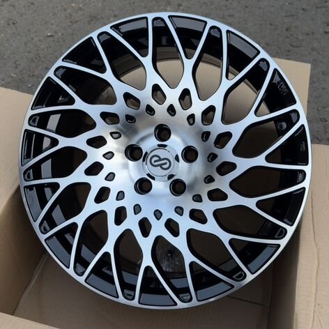 Литые диски Sakura Wheels 181 7.5×R17 5×100