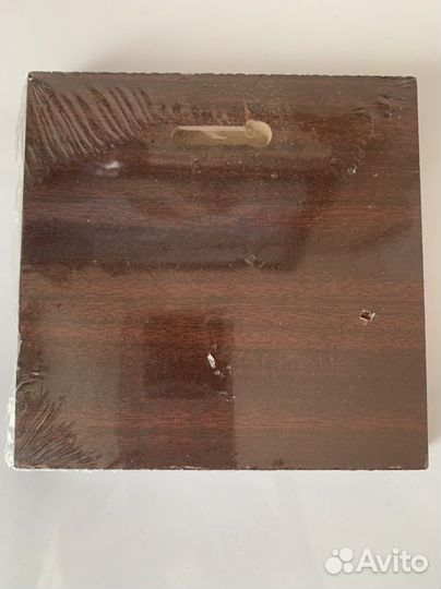 Египетский папирус 30/20 и картинка из дерева