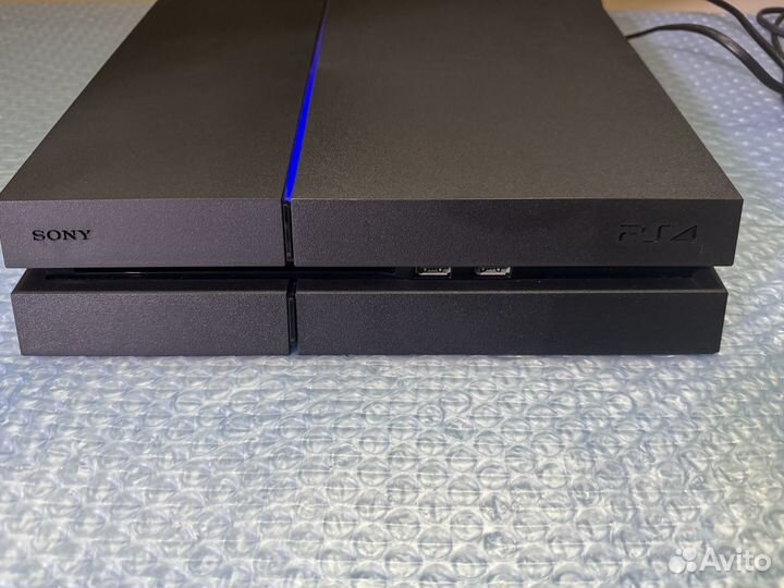 Playstation 4 Black 500 GB по 9.00