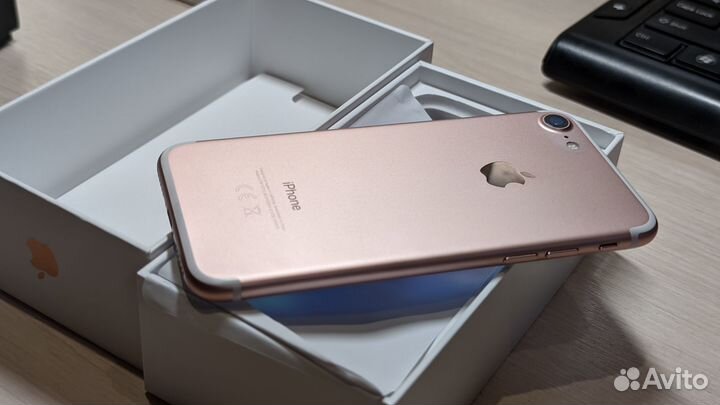 iPhone 7, 32 ГБ