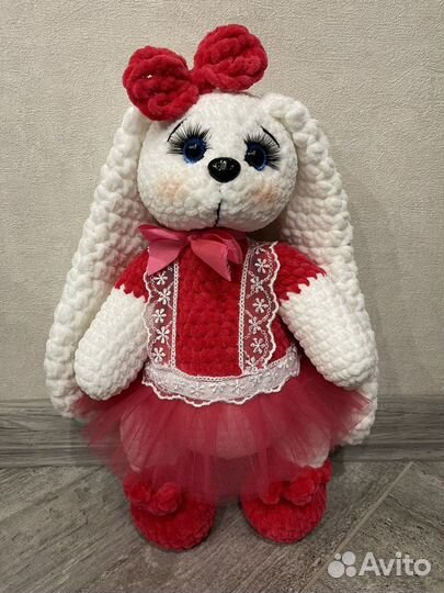 Вязаные игрушки зайка