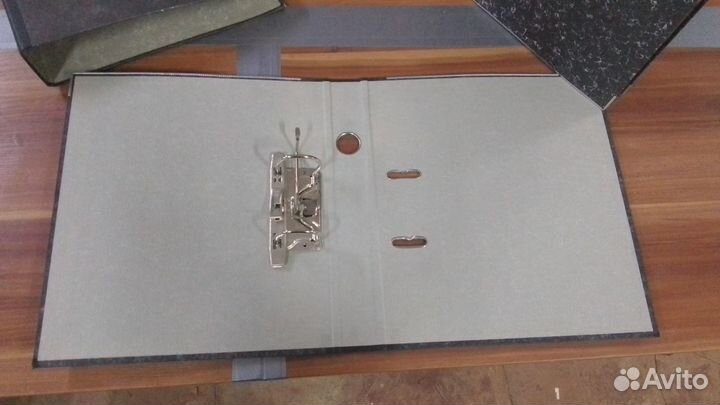 Папка регистратор с арочным механизмом 32см х 29см