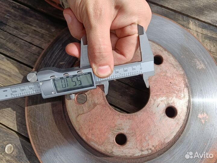 Тормозные диски geely emgrand ec7 (1064001281)