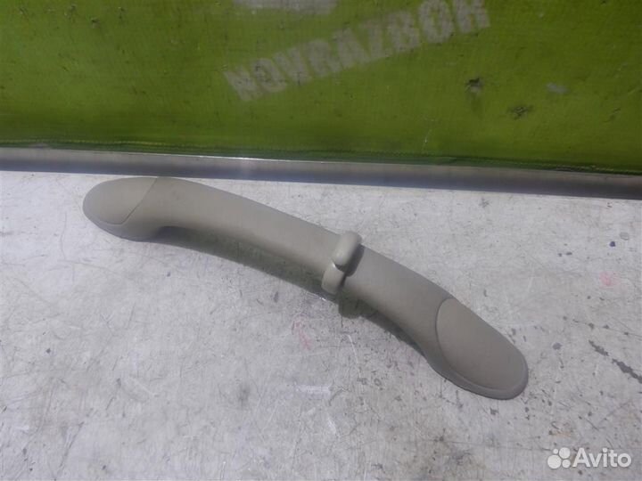 Ручка внутренняя потолочная Тойота Хайлендер