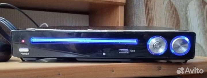 DVD плеер Brand 10200