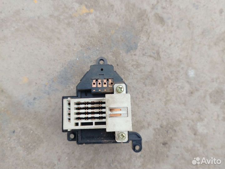 Блок управления зеркалами Hyundai i30