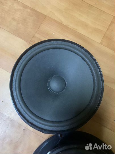 Динамики volkswagen jetta5