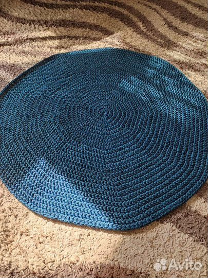 Коврик ручной работы