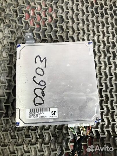 Блок управления двигателем Honda CR-V 37820-PNL-E7