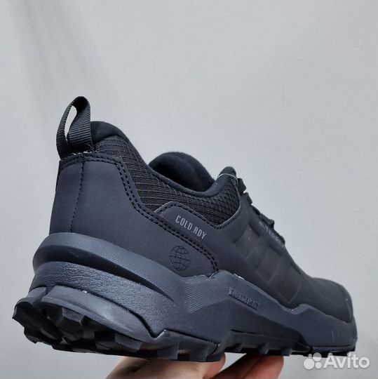 Кроссовки мужские Adidas terrex