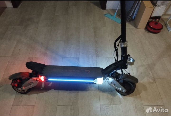 Электросамокат kugoo x8