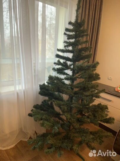 Елка искусственная