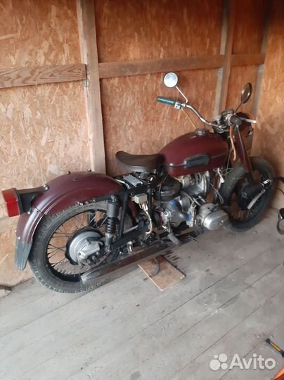 Мотоцикл Урал 1992г имз-8.103-10