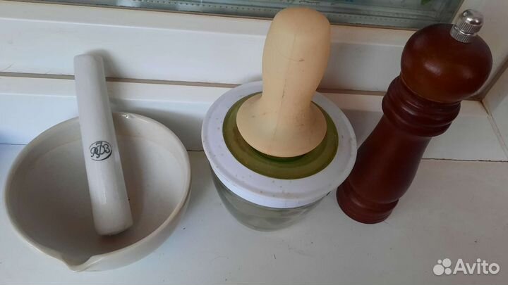 Ступка СССР керамика, дозатор д/масла, перечница