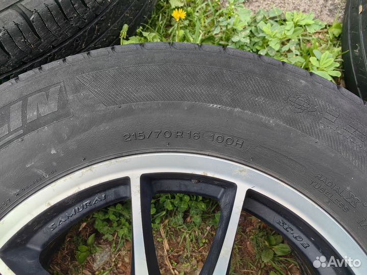 Michelin Latitude Tour HP 215/70 R16 100H