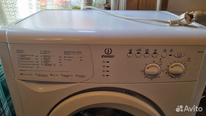 Стиральная машина indesit wisl 102