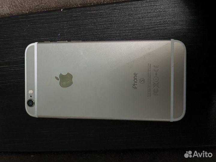 iPhone 6S, 64 ГБ