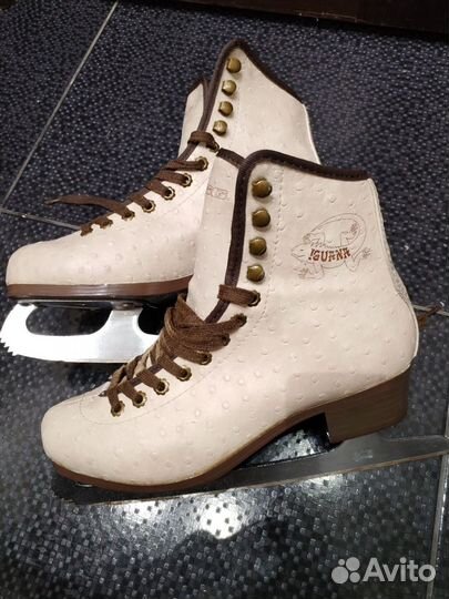 Коньки фигурные утеплённые