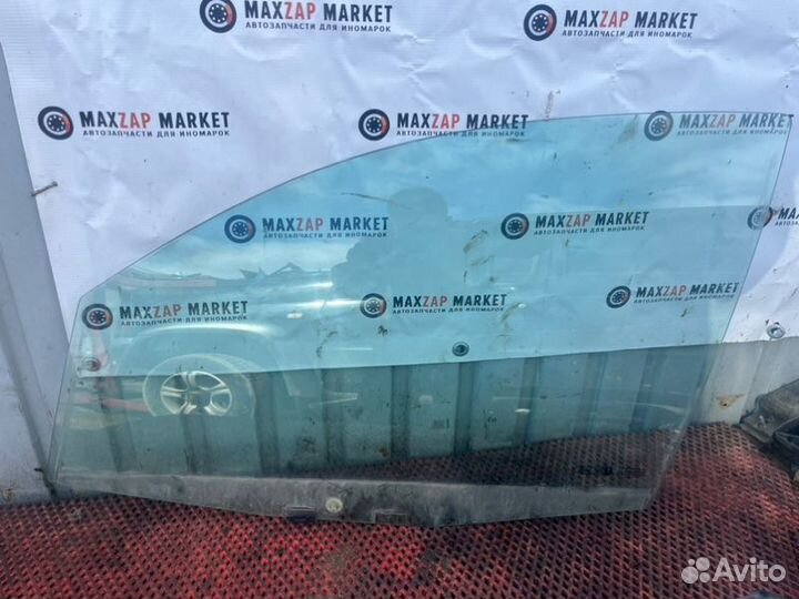 Стекло двери переднее левое Ford Fusion 2007