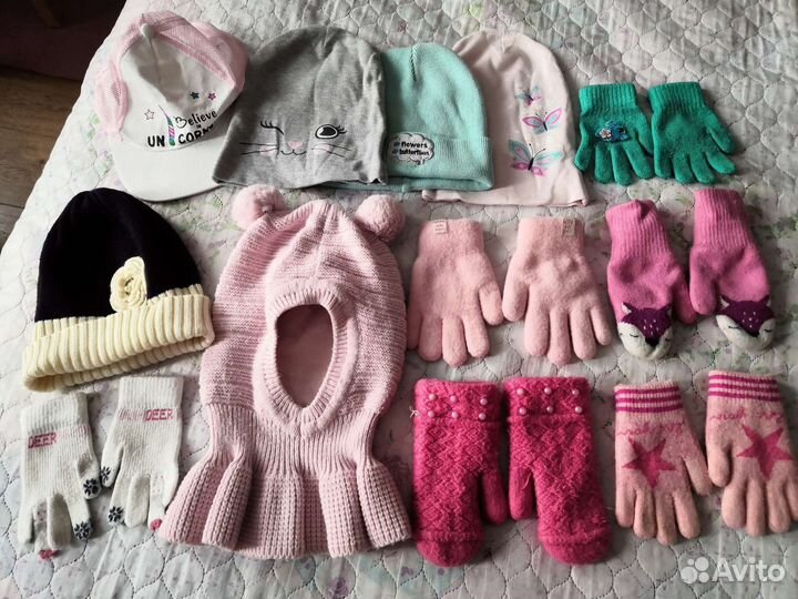 Шапки для девочки перчатки варежки 110 116