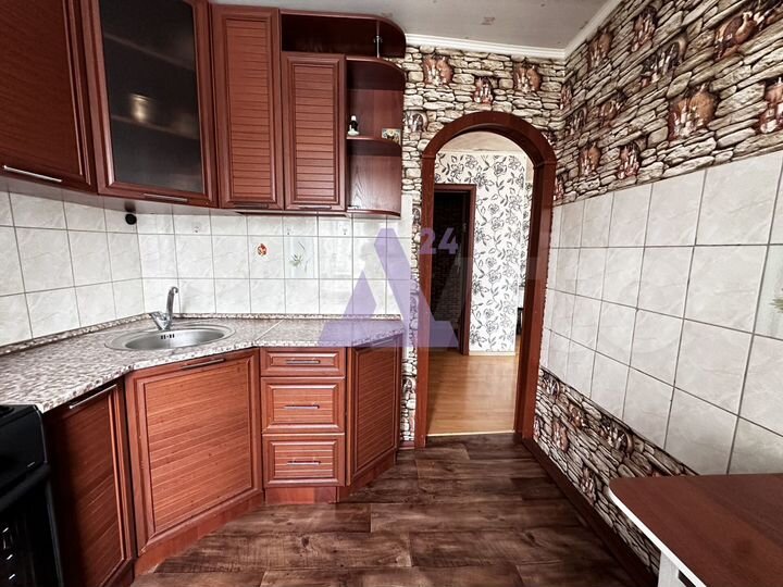 2-к. квартира, 42 м², 3/5 эт.