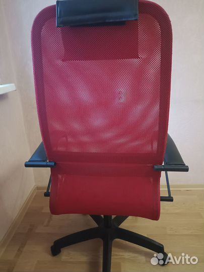 Компьютерное кресло