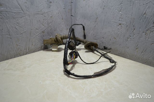 Проводка двери задняя правая Mitsubishi Lancer 9