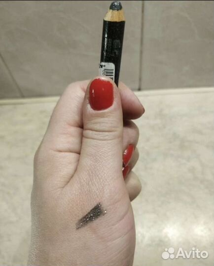 Помада Beauty Bomb, NYX liquid и карандаш для глаз