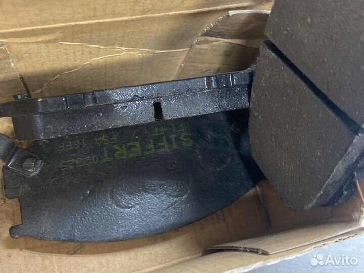 Передние тормозные колодки toyota previa 1990-1999