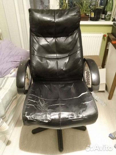 Кресло кожзам крепкое