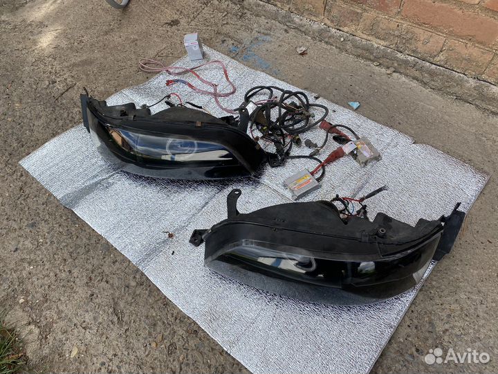 Фары на toyota mark 2 90