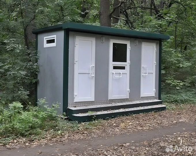 Бытовка с 5 туалетных кабинок и 3 умывальника (сбк