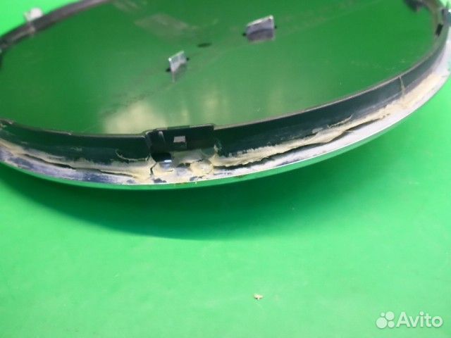 Эмблема в решетку радиатора Mercedes-benz w447 Vit