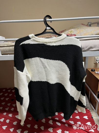 Свитер мужской