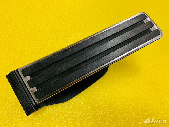 Педаль газа передняя Porsche Panamera 970 008696