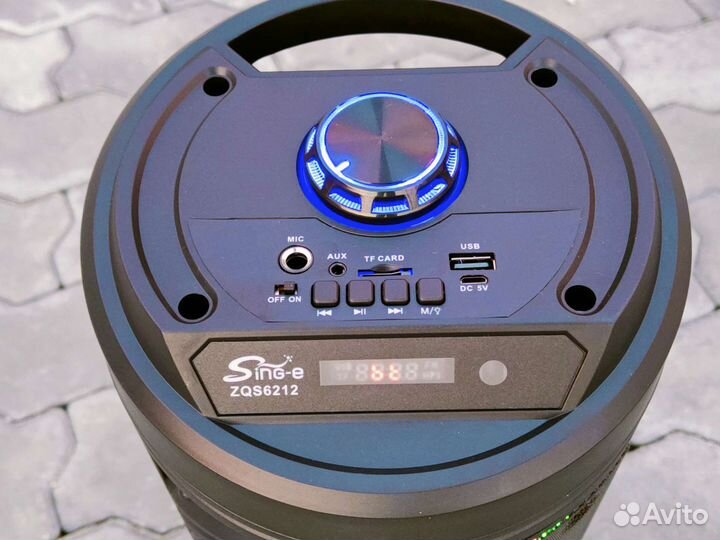 Музыкальная колонка с блютуз