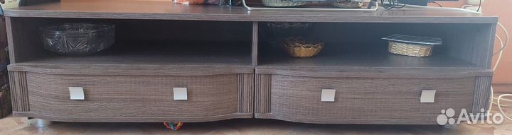 Тумба под телевизор