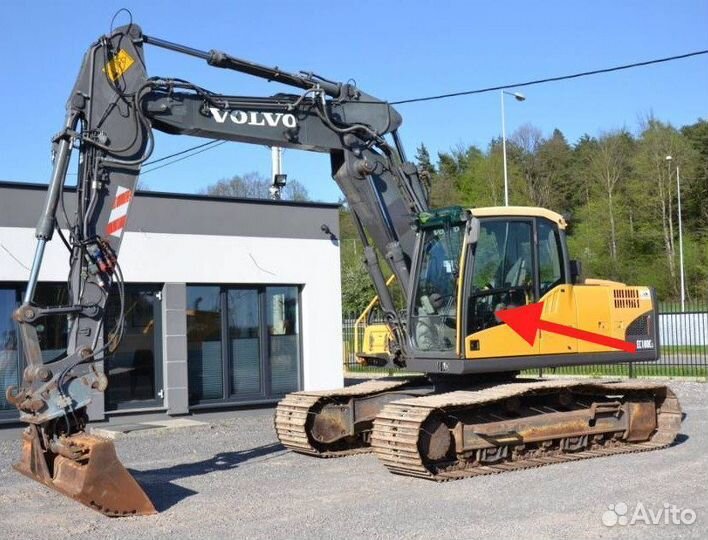 Стекло двери нижнее на экскаватор Volvo EC 180