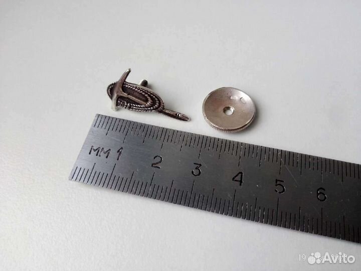 Знак, значок серебро 925. Альпеншток. Ледоруб