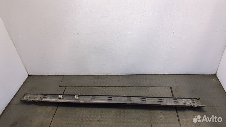 Накладка на порог правая передняя Opel Omega B