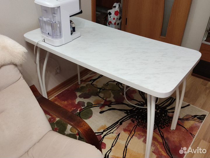 Стол кухонный б/у