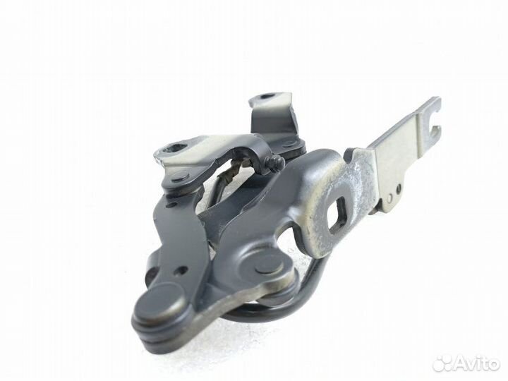 Петля капота левая Bmw 3-Series E90 2.5 2005