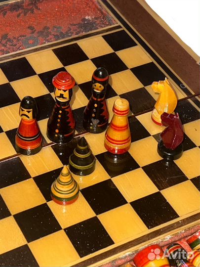 Шахматы ручной работы из дерева