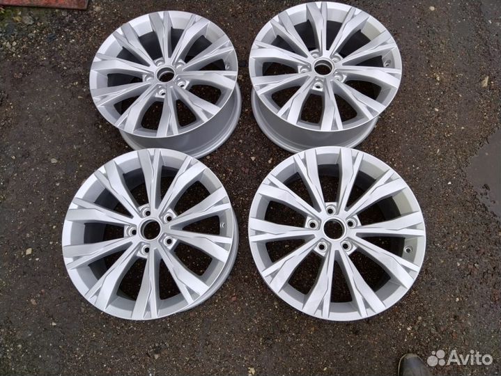 Диски литые R17 Новые Оригинальные Tiguan 2017-23