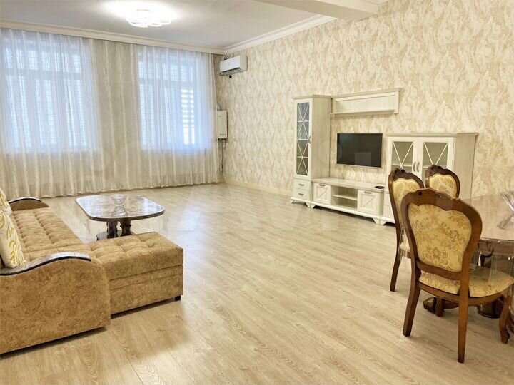 3-к. квартира, 125 м², 2/3 эт.