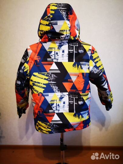 Горнолыжная куртка детская, на мальчика 8-9лет