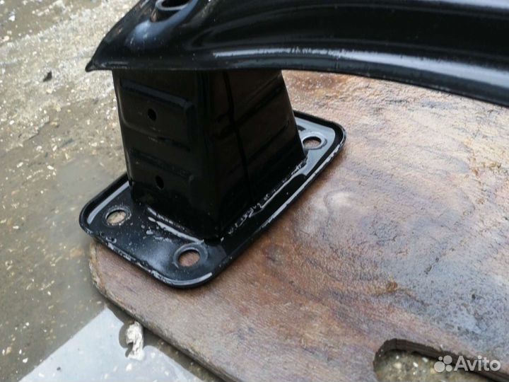 Усилитель заднего бампера BMW X5 E70 X6 E71